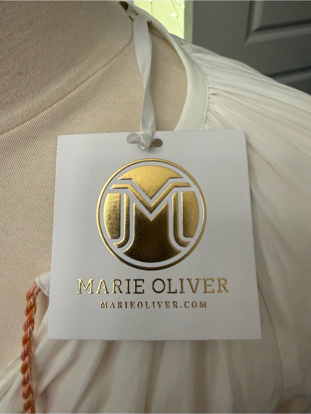NWT[$268] Marie Oliver Boho Embroidered White Peasant Blouse with Tassel Tie - Picture 3 of 8